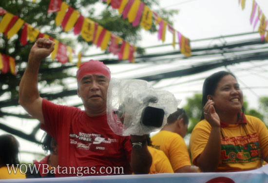 media covering balayan fiesta